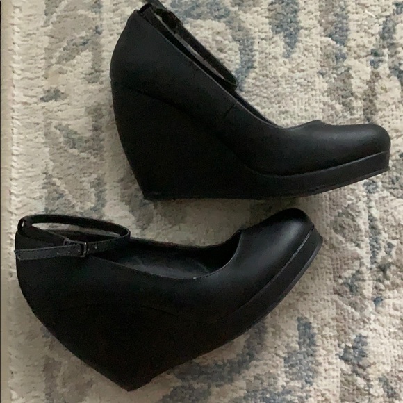 Mix No. 6 Shoes - Mix No6 Platform Wedges Mix No. 6 Shoes - Mix No6 Platform Wedges